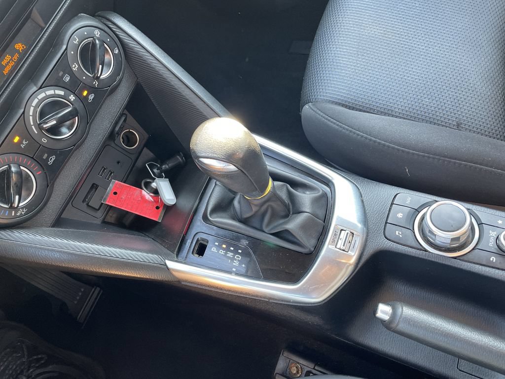 Used 2019 Toyota Yaris LE FWD image 20