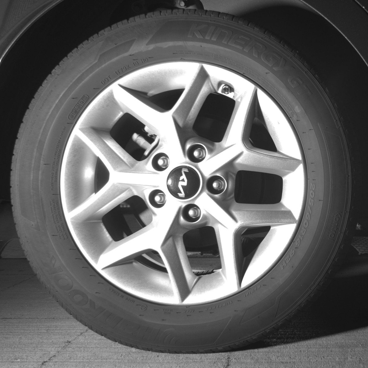 Used 2025 Kia Soul LX w/ LX Technology Package FWD image 15