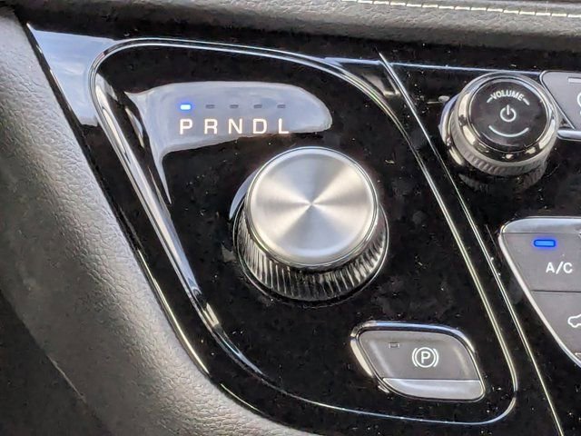 New 2026 Chrysler Pacifica Select FWD image 21