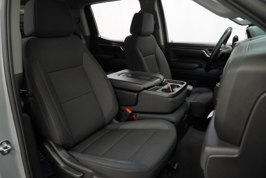 Certified 2024 Chevrolet Silverado 1500 LT AWD/4WD image 40