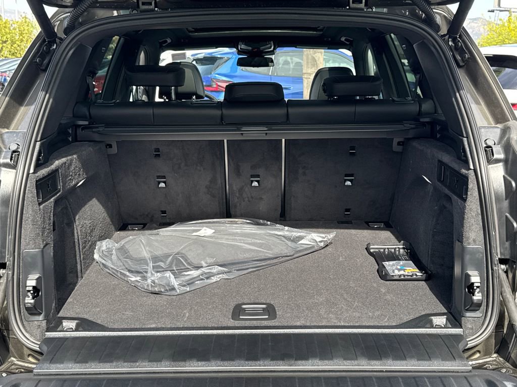 New 2026 BMW X5 xDrive40i w/ M Sport Package image 9