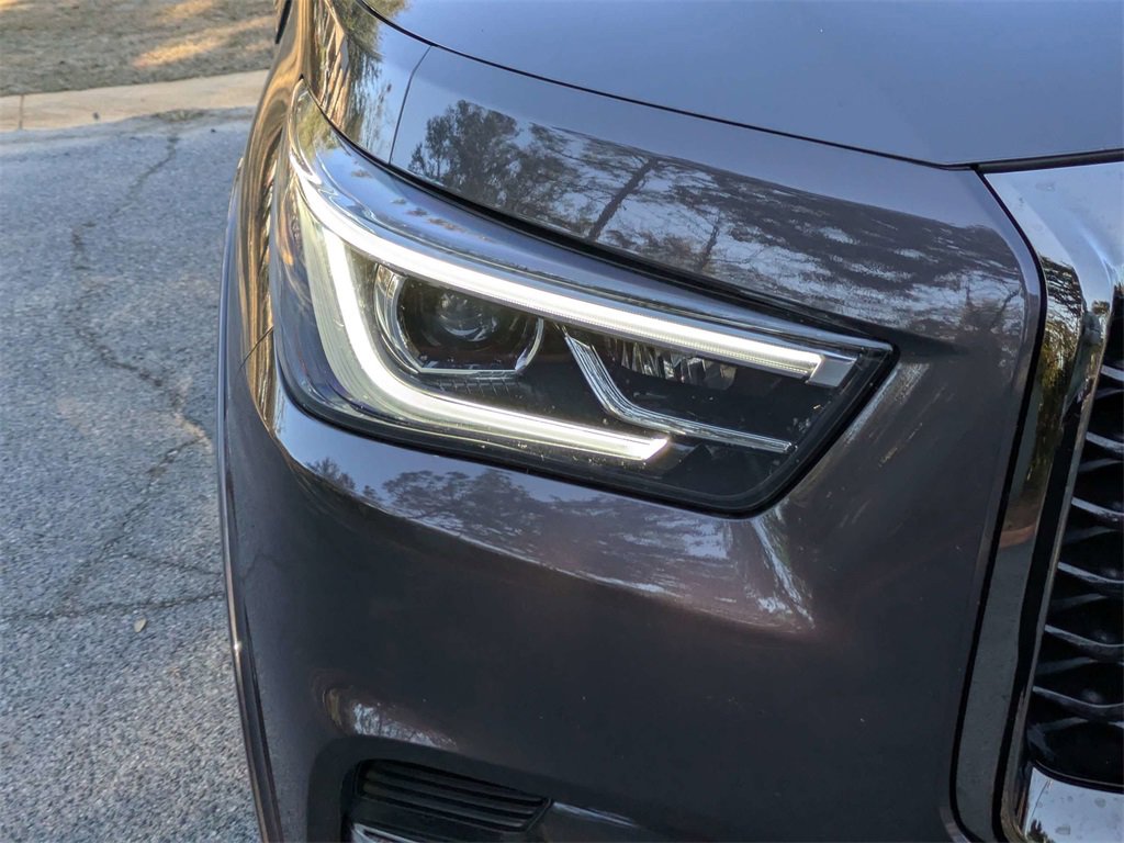 Used 2024 INFINITI QX80 Sensory image 10