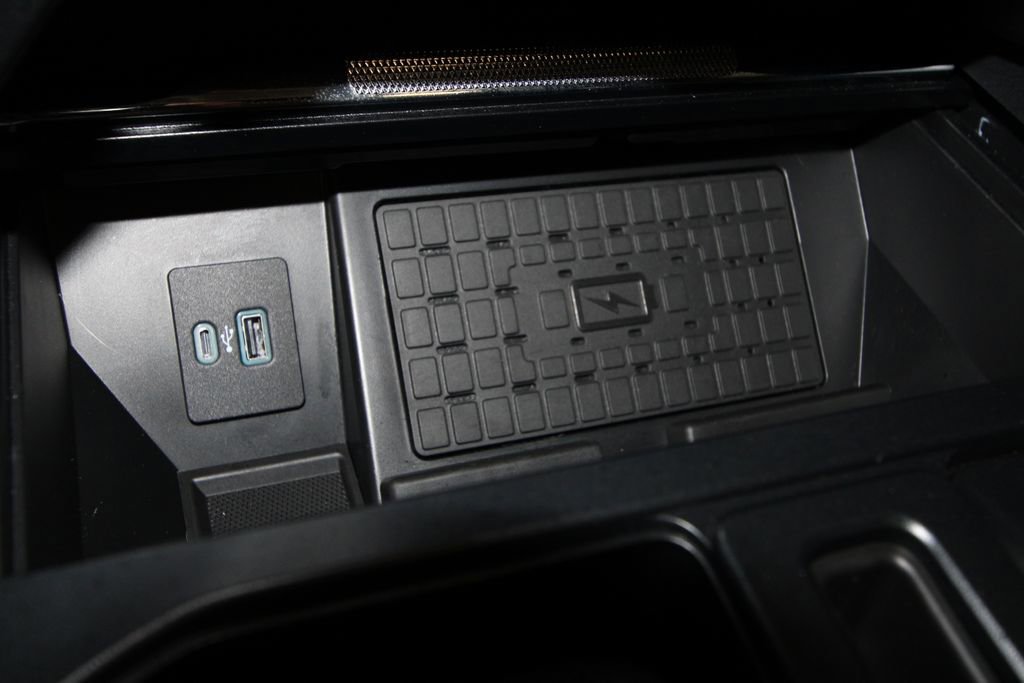 Used 2024 Ford F150 Platinum w/ Equipment Group 702A High image 23