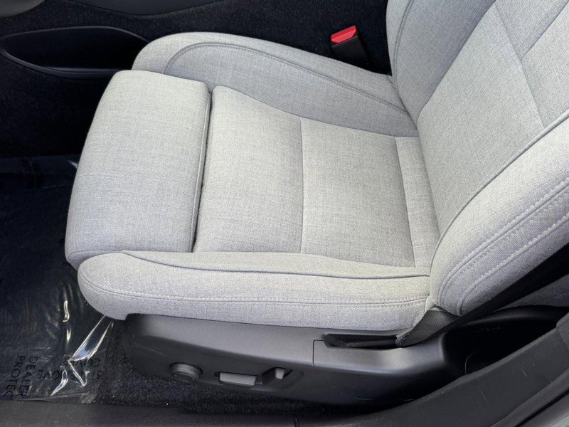 Certified 2023 Volvo C40 P8 Recharge Ultimate image 24