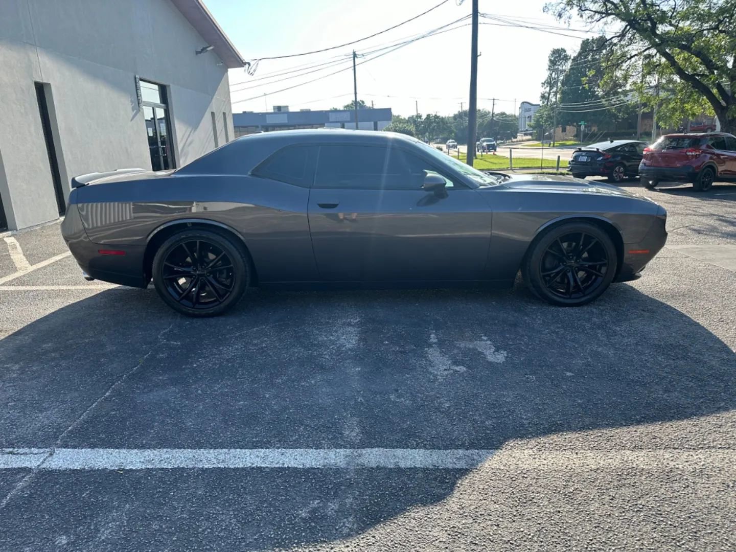 Used 2018 Dodge Challenger SXT w/ Blacktop Package image 6