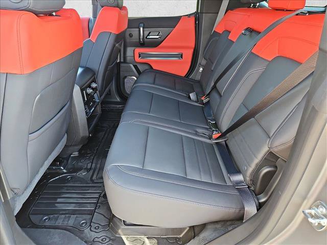 New 2026 GMC Hummer EV 3X w/ Carbon Fiber Edition Package AWD/4WD image 16