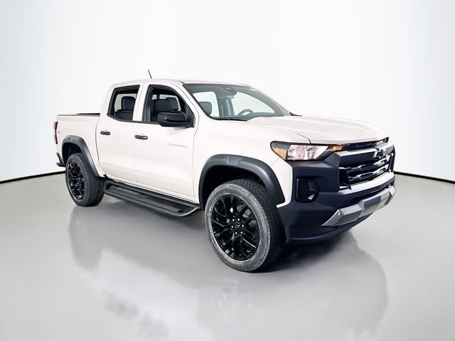 New 2026 Chevrolet Colorado Trail Boss AWD/4WD image 2