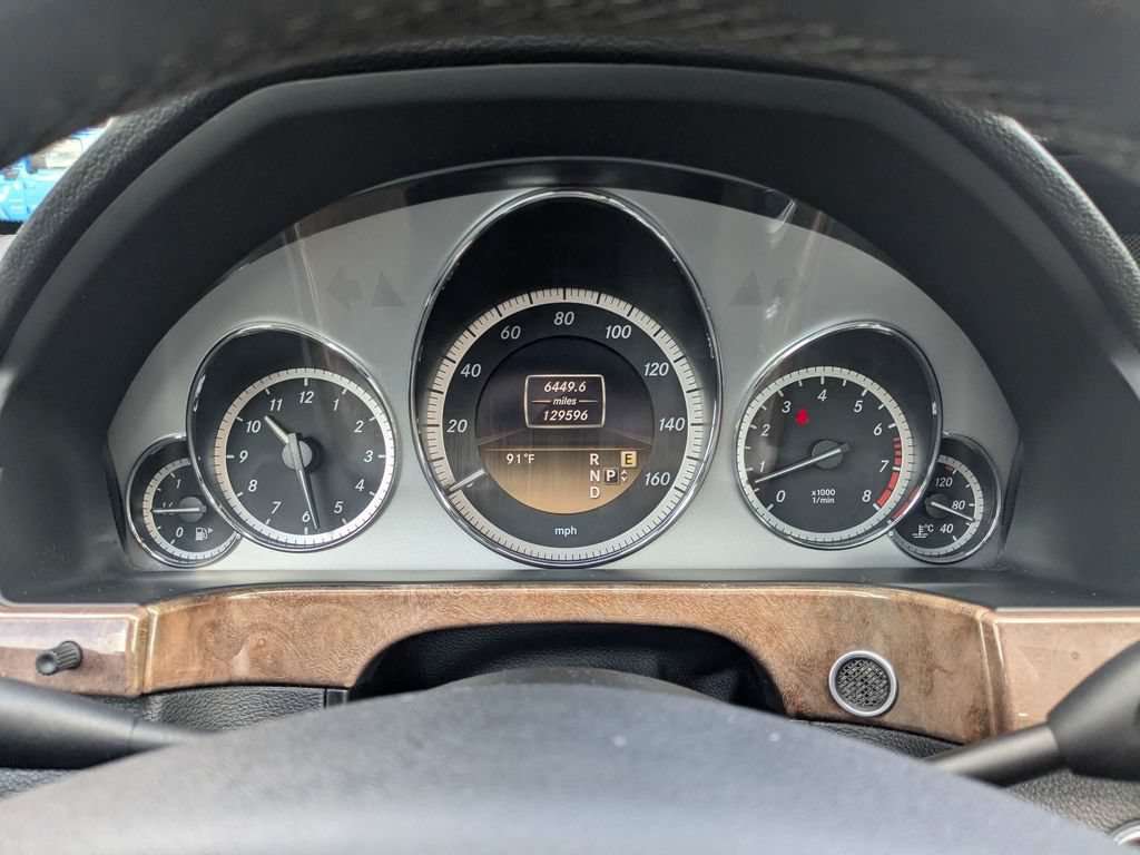 Used 2011 Mercedes-Benz E 350 Sedan image 27