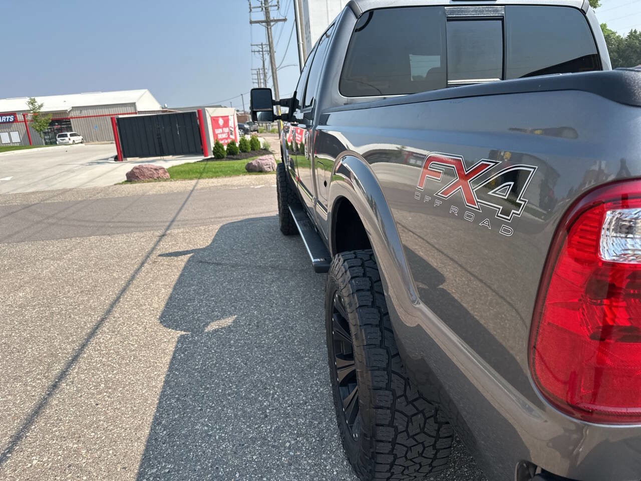 Used 2014 Ford F350 Lariat w/ Lariat Ultimate Package image 21