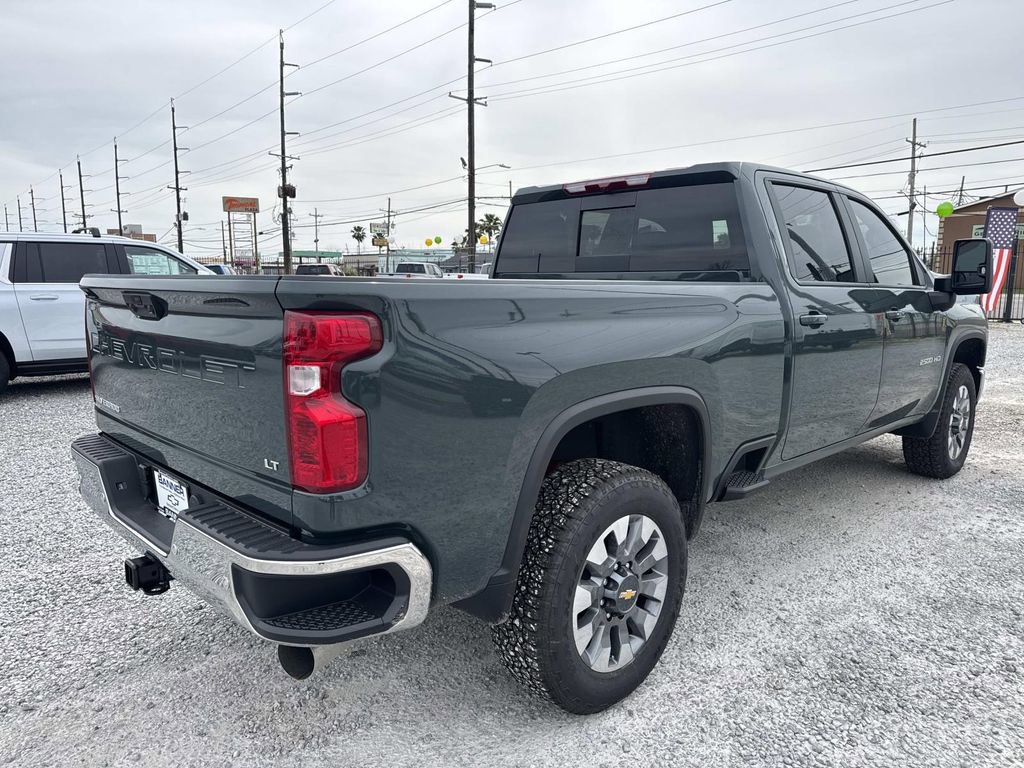 New 2026 Chevrolet Silverado 2500 LT w/ All Star Edition AWD/4WD image 7