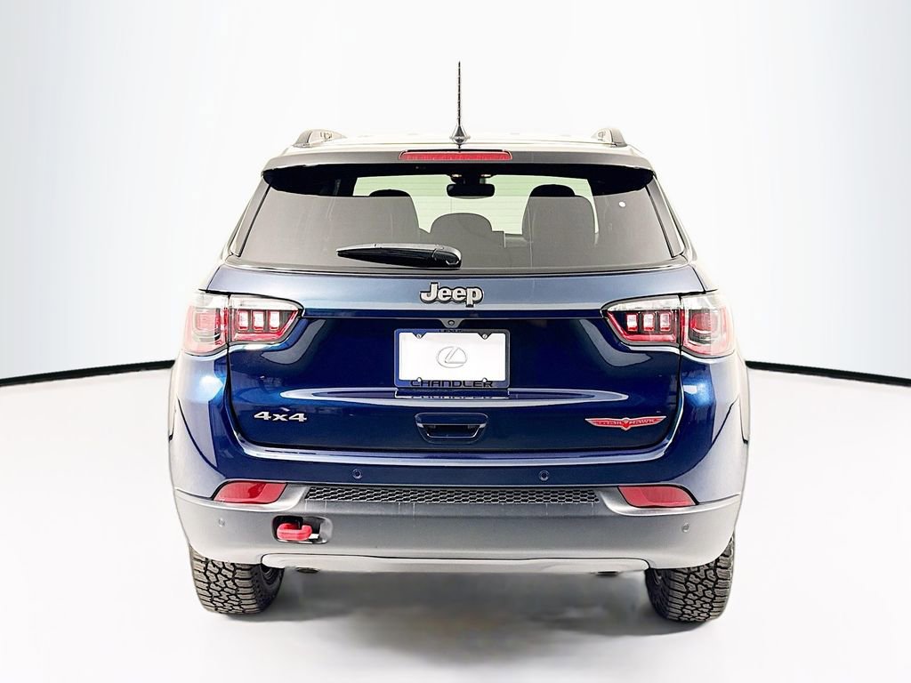 Used 2024 Jeep Compass Trailhawk AWD/4WD image 6