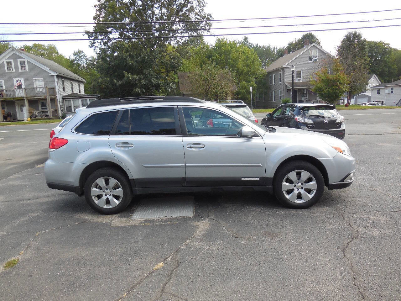 Used 2012 Subaru Outback 2.5i Premium image 3