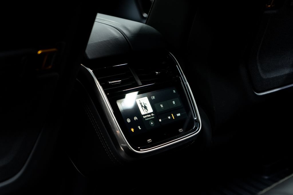 Used 2023 Rivian R1S Adventure Quad AWD/4WD image 30