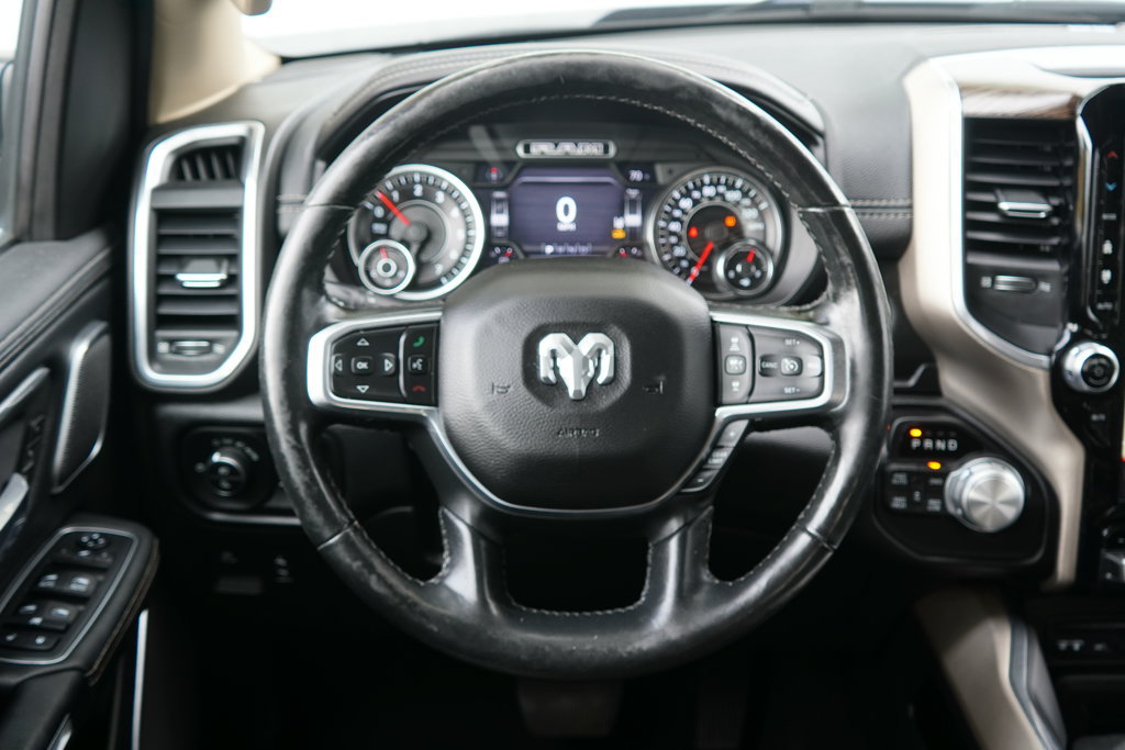 Used 2019 RAM 1500 Laramie AWD/4WD image 15