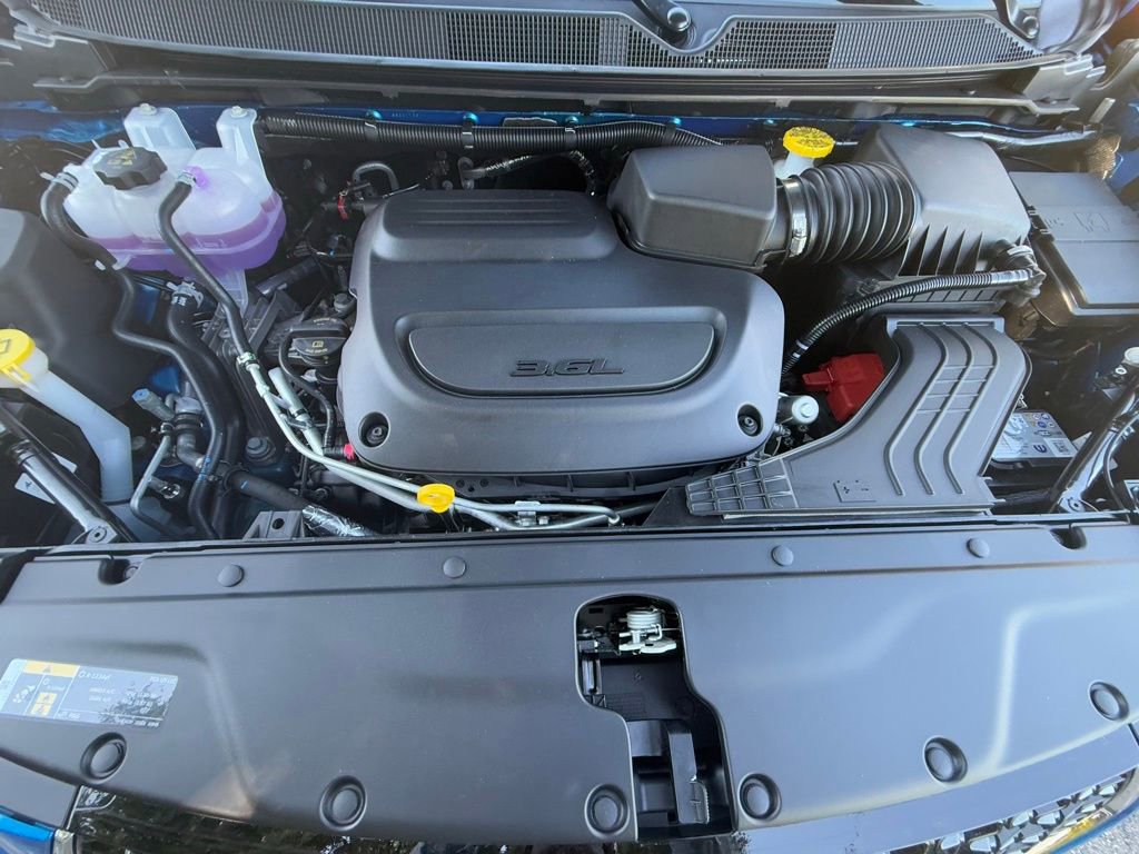 New 2026 Chrysler Pacifica Limited image 32