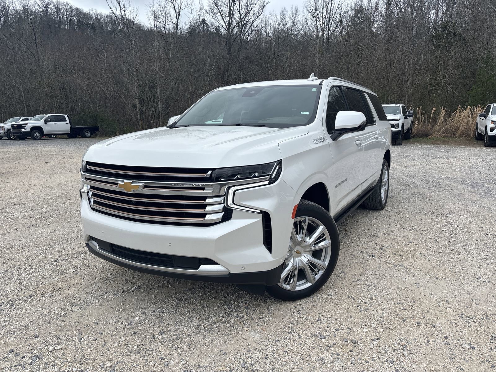 Used 2024 Chevrolet Suburban High Country w/ Advanced Technology Package AWD/4WD image 11