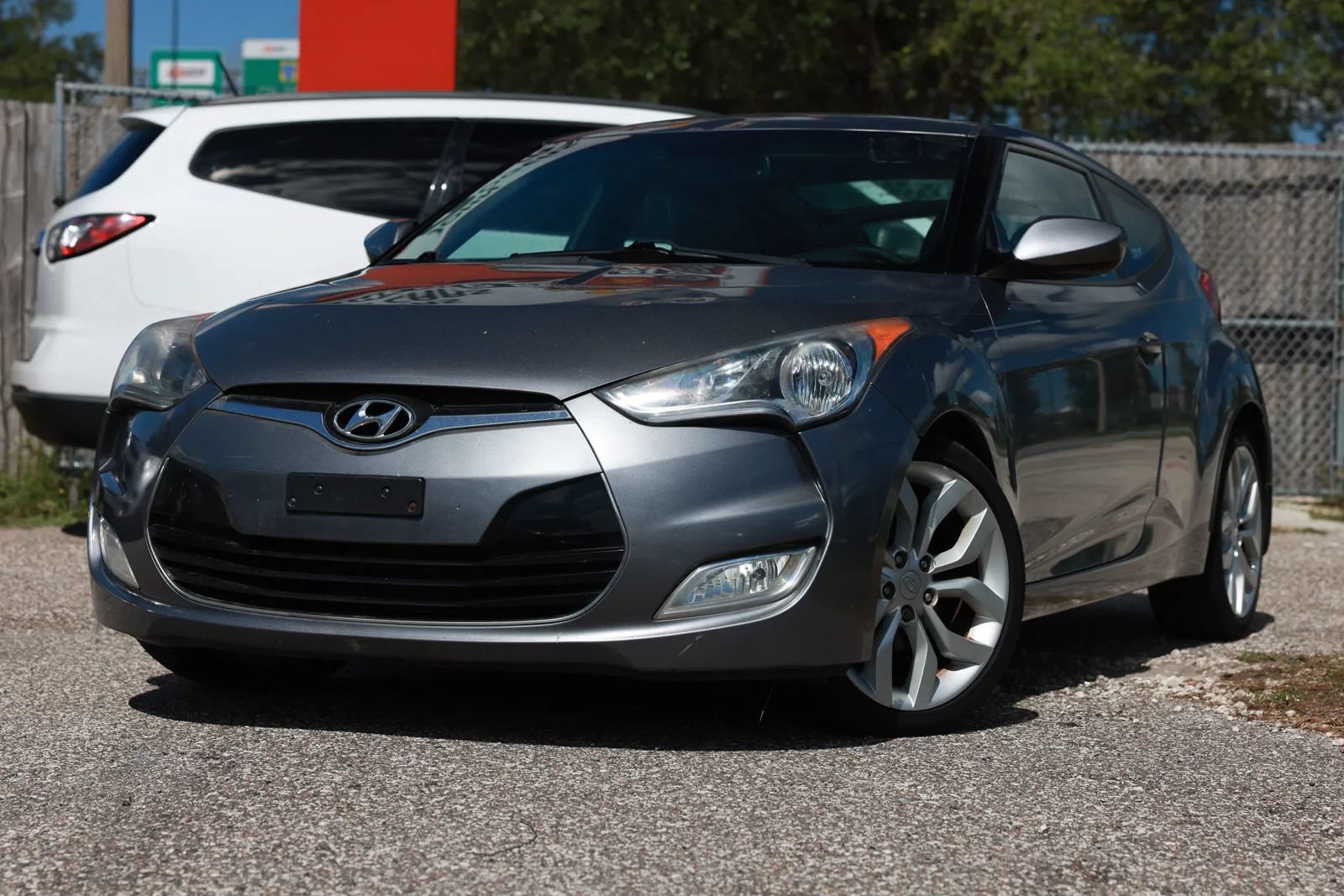 Used 2013 Hyundai Veloster w/ Style Pkg