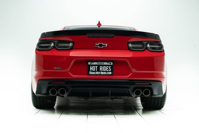 Used 2019 Chevrolet Camaro SS image 15