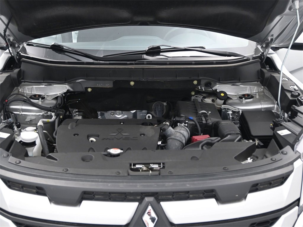 Used 2024 Mitsubishi Outlander Sport ES image 12