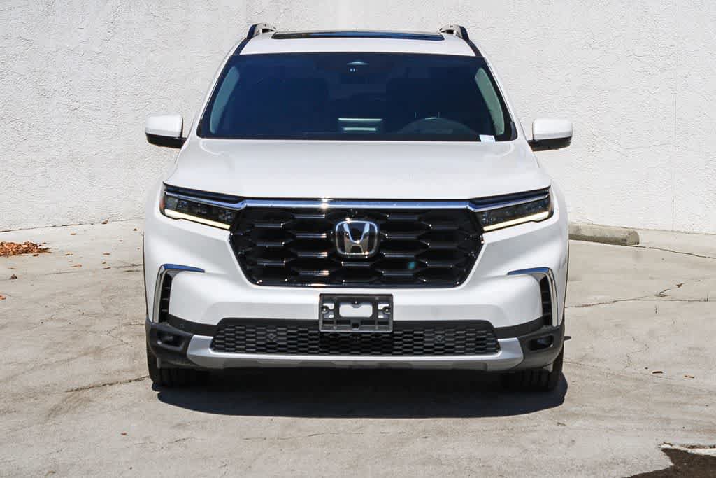 Used 2023 Honda Pilot Elite image 2