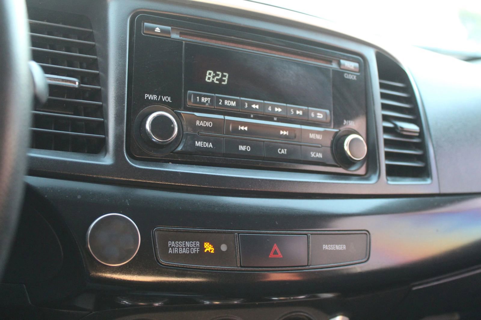 Used 2016 Mitsubishi Lancer ES image 17