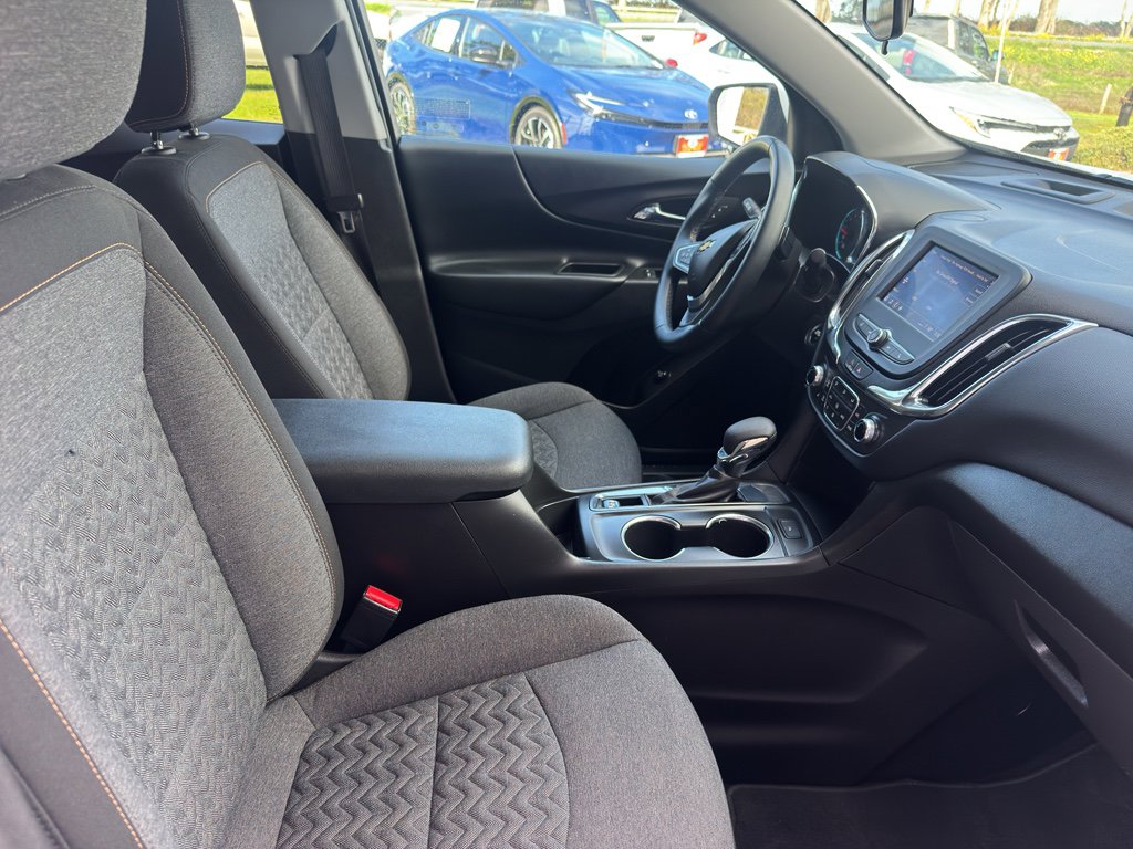 Used 2023 Chevrolet Equinox LT image 18