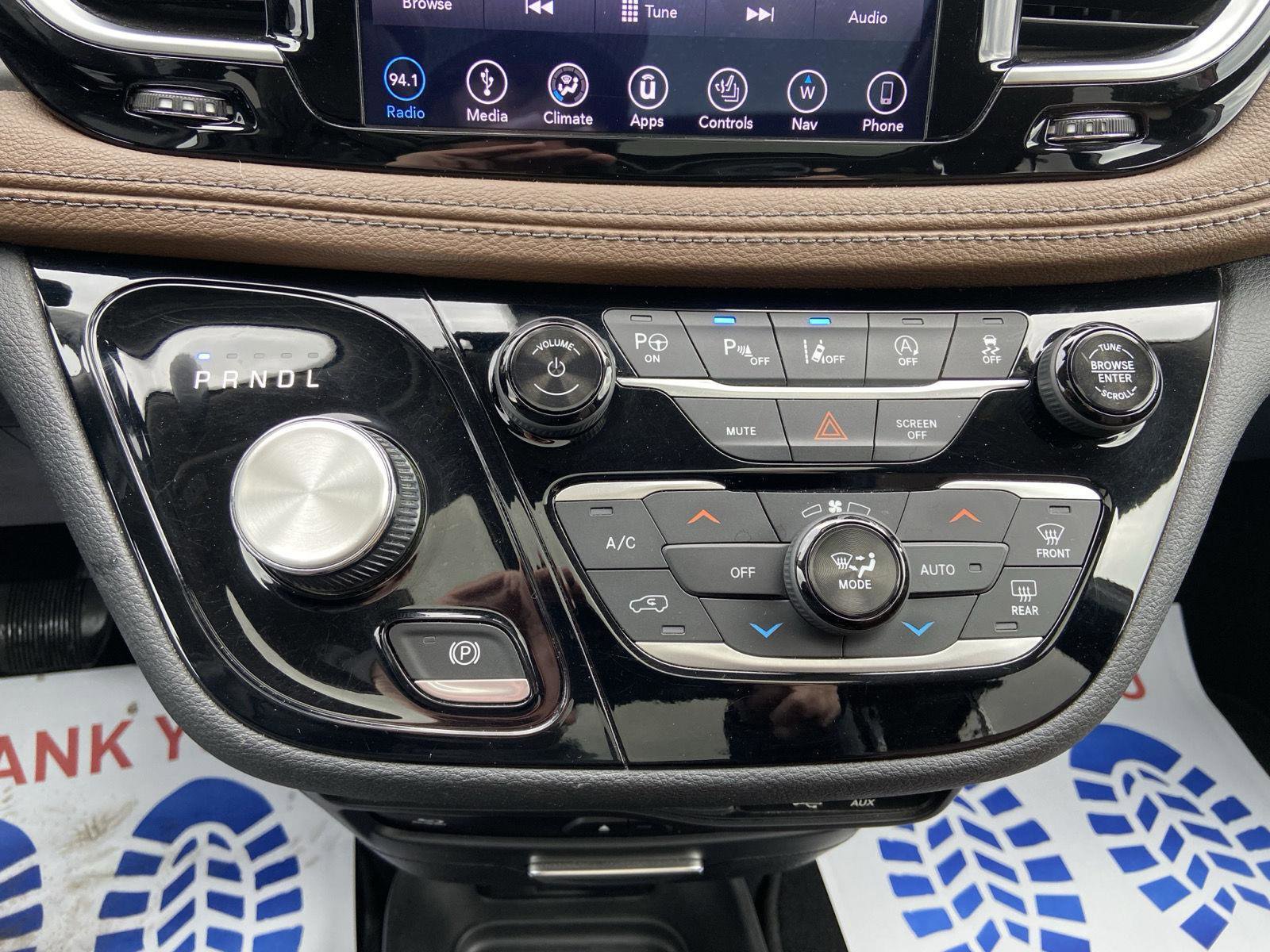 Used 2019 Chrysler Pacifica Limited w/ Advanced Safetytec Group image 49