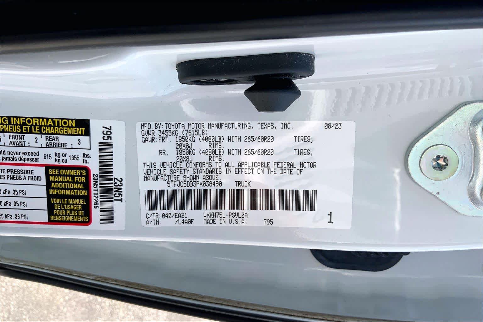 Used 2023 Toyota Tundra Limited w/ Power Package AWD/4WD image 36