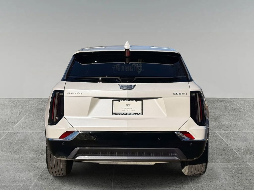 Used 2025 Cadillac Optiq Luxury 2 w/ LPO, Floor Liner Package AWD/4WD image 11