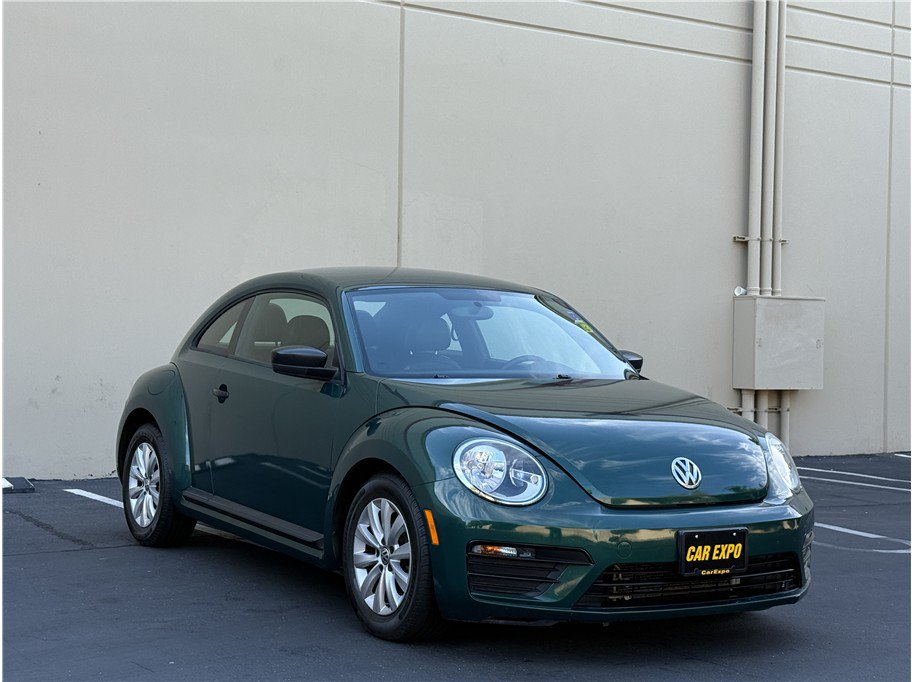 Used 2017 Volkswagen Beetle 1.8T FWD image 1
