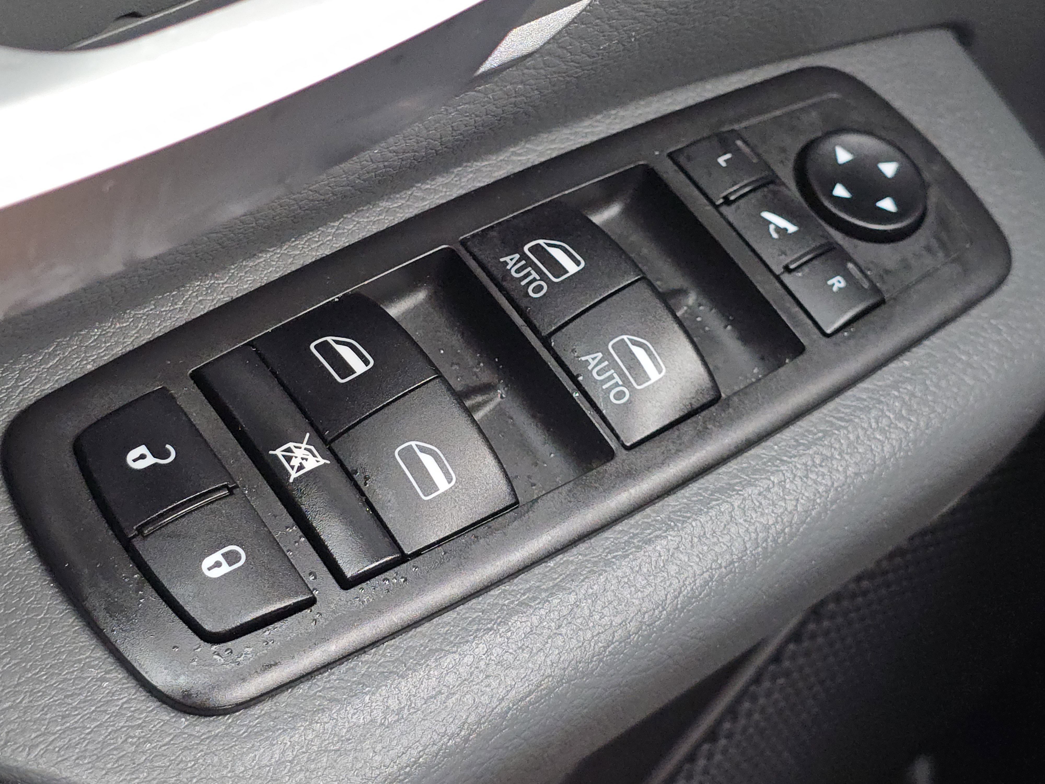 Used 2021 RAM 1500 Big Horn image 12