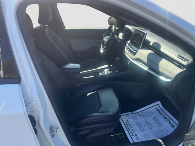 Used 2024 Jeep Compass Latitude AWD/4WD image 15