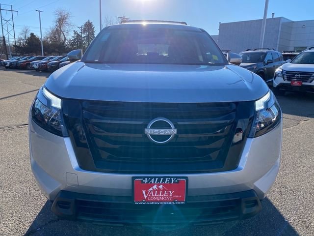 New 2025 Nissan Pathfinder SV image 8