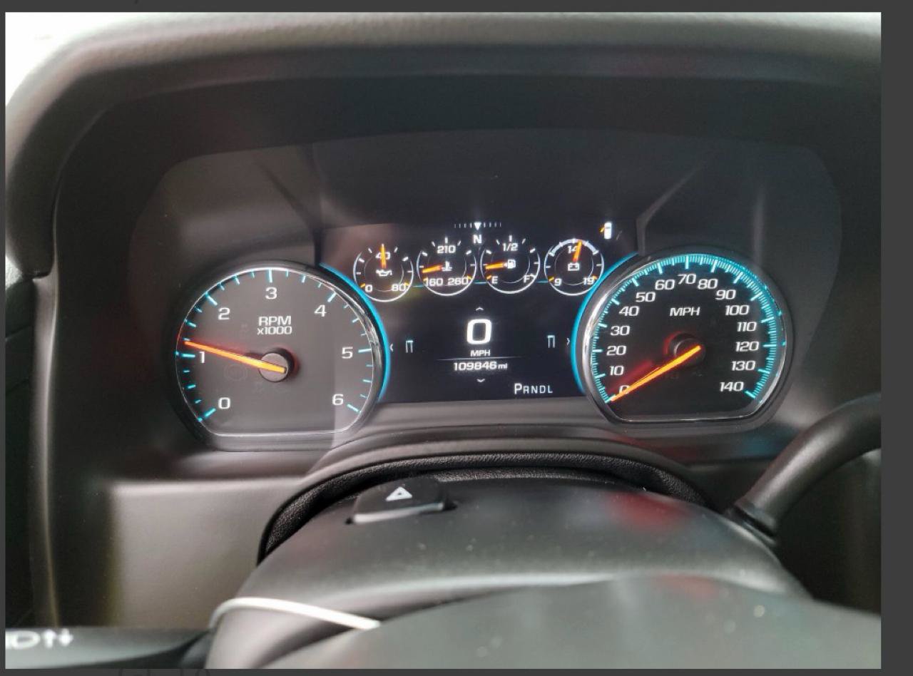 Used 2017 Chevrolet Tahoe Premier AWD/4WD image 4