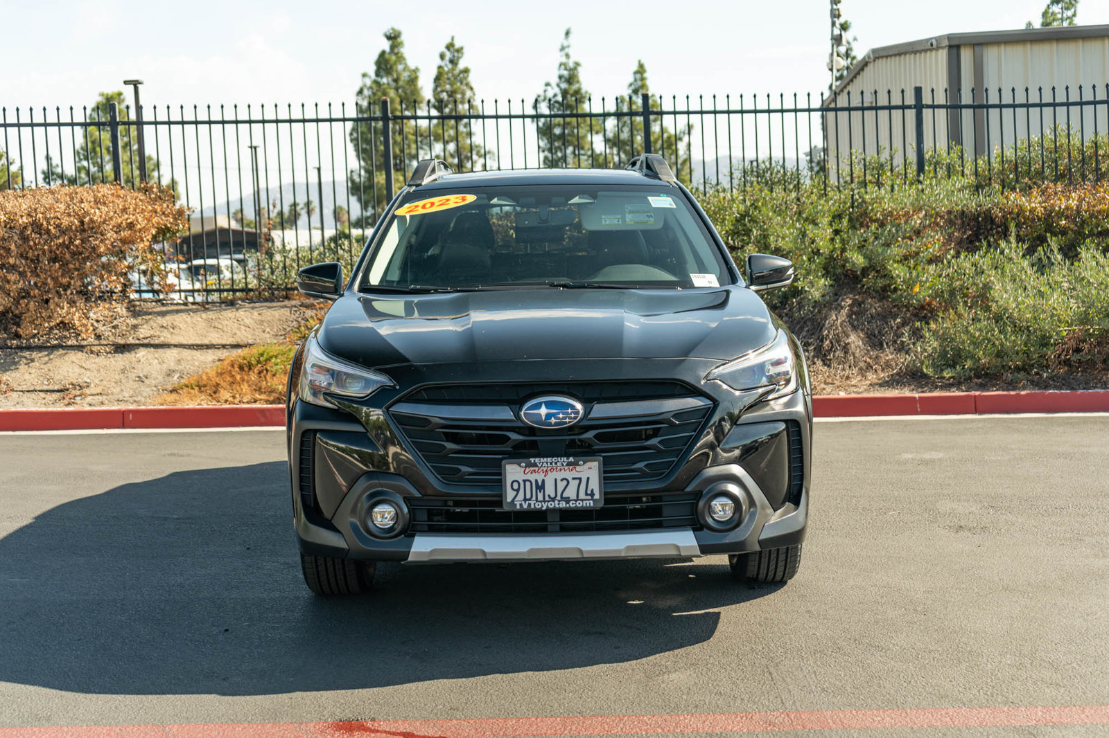 Used 2023 Subaru Outback Limited AWD/4WD image 2