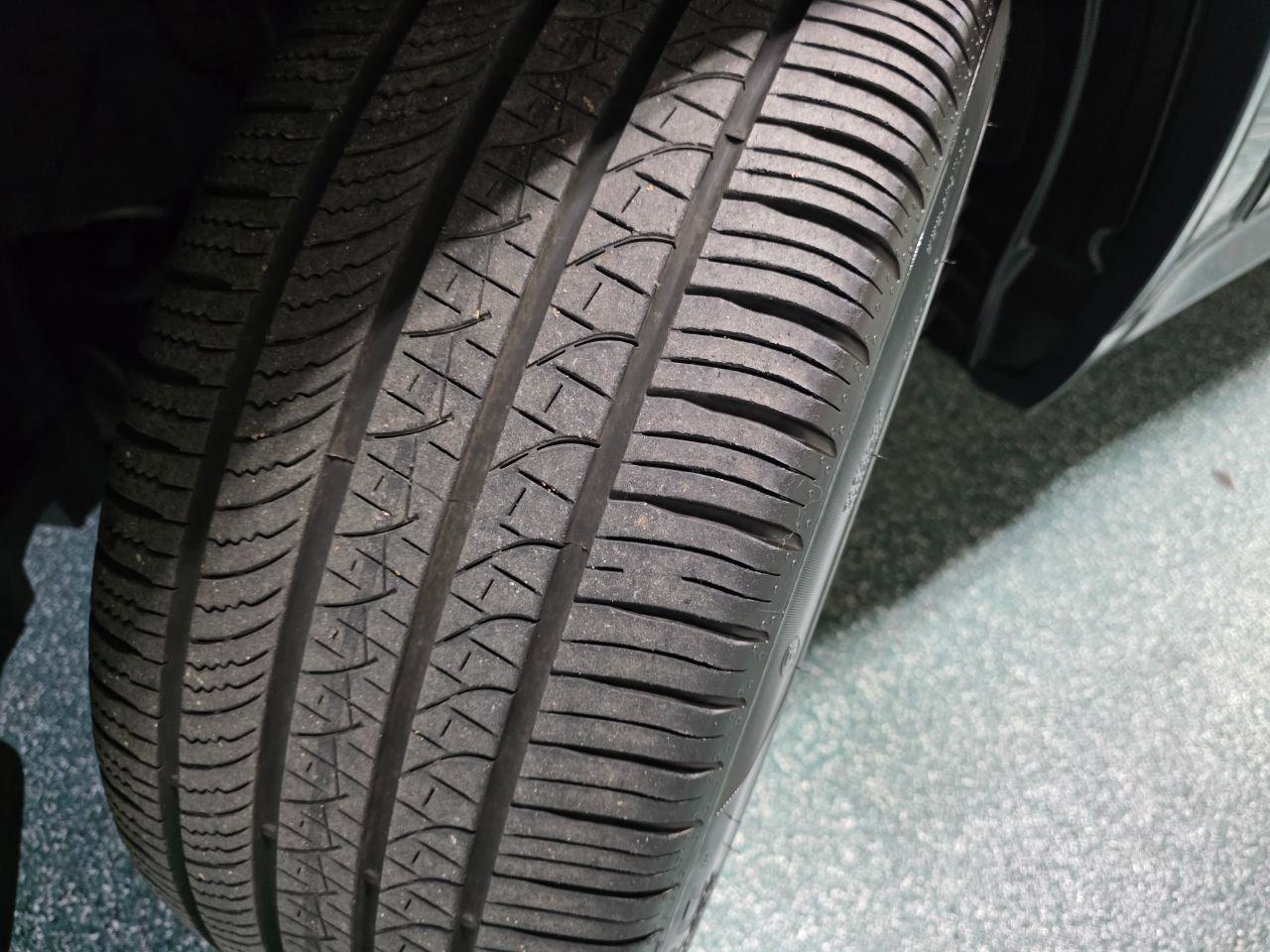 Used 2020 BMW X5 M50i w/ Executive Package image 15