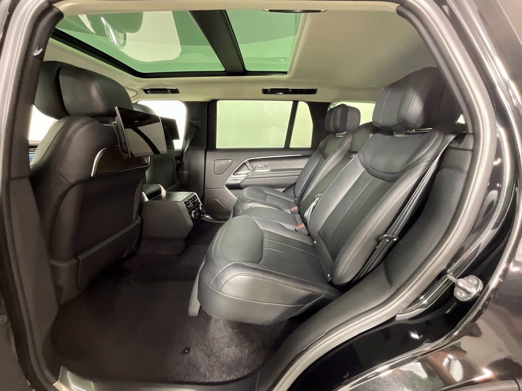 Used 2023 Land Rover Range Rover Long Wheelbase First Edition image 25