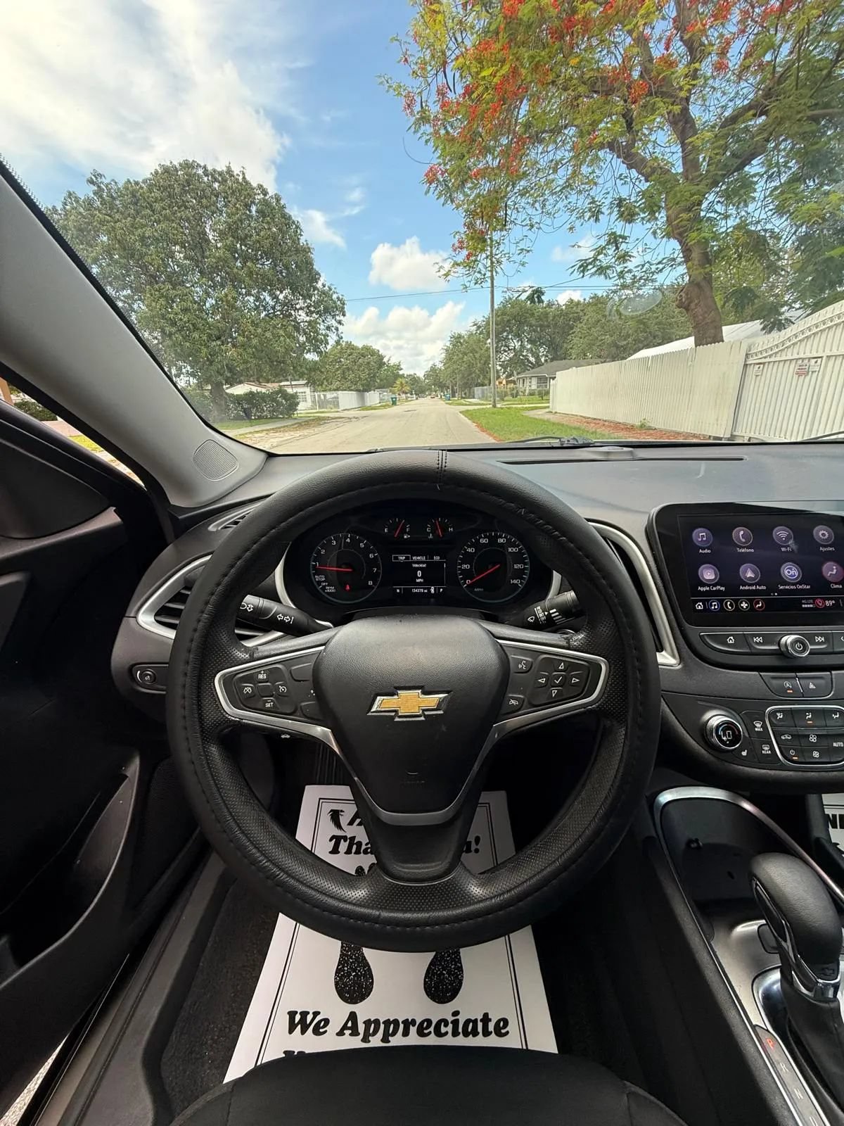 Used 2022 Chevrolet Malibu LT FWD image 9