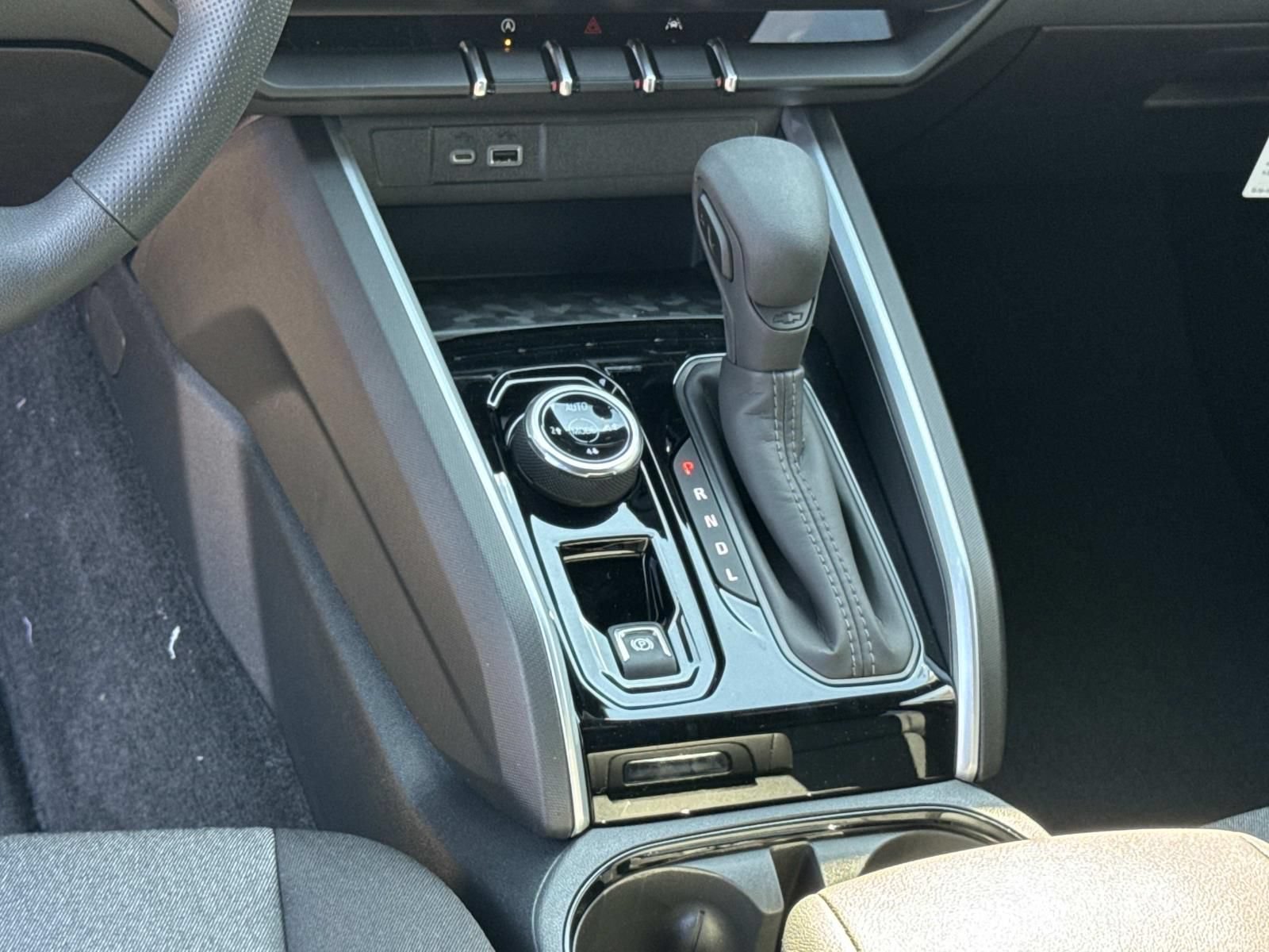 New 2026 Chevrolet Colorado Trail Boss AWD/4WD image 22