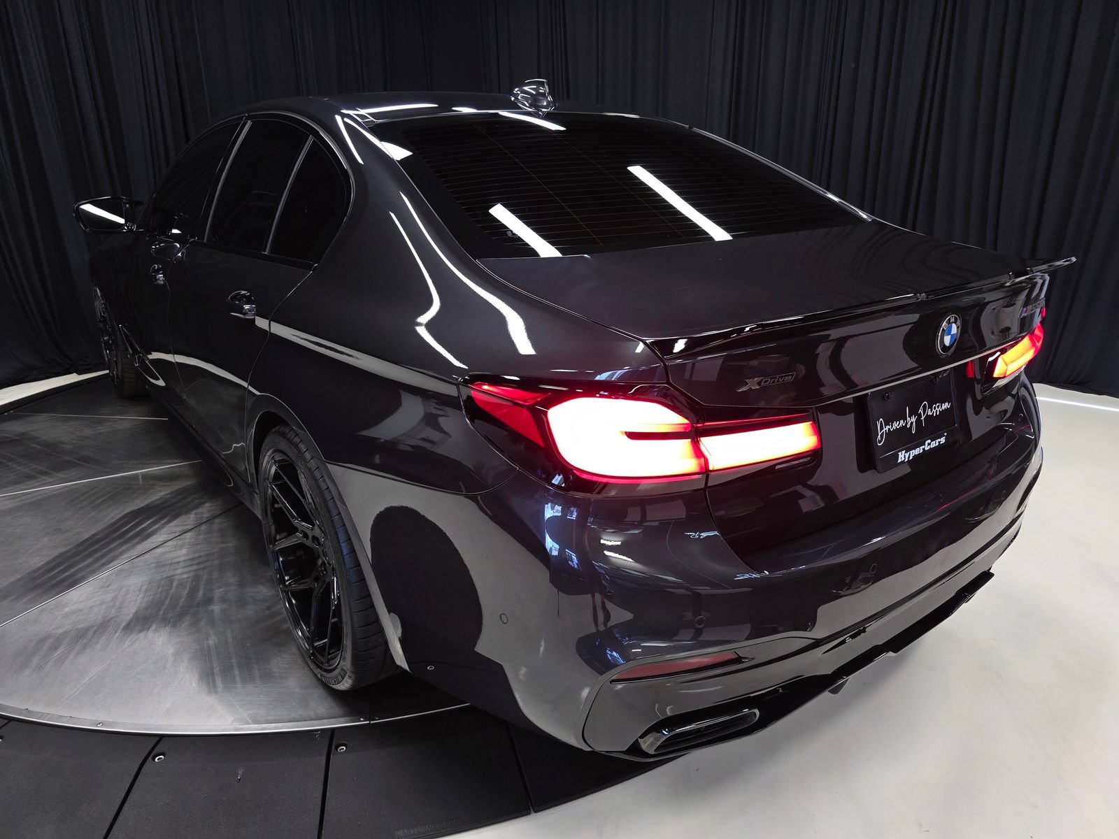 Used 2020 BMW M550i xDrive w/ Executive Package AWD/4WD image 57