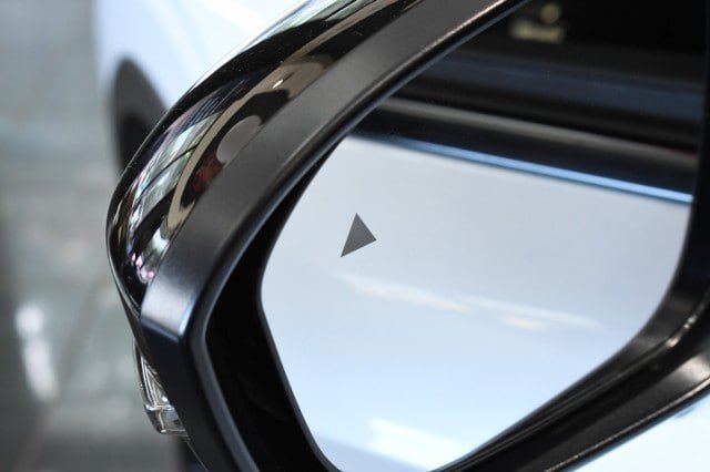 New 2026 Mitsubishi Outlander SEL Black Edition AWD/4WD image 11