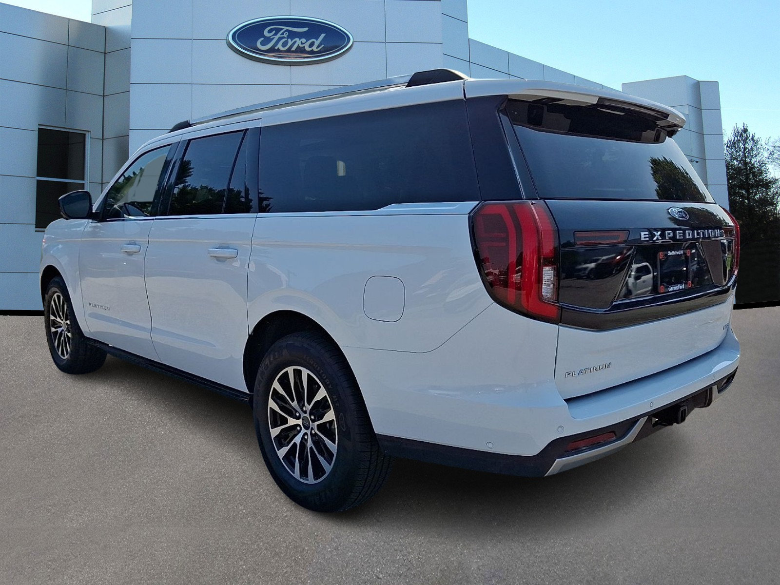 Certified 2025 Ford Expedition Max Platinum AWD/4WD image 5