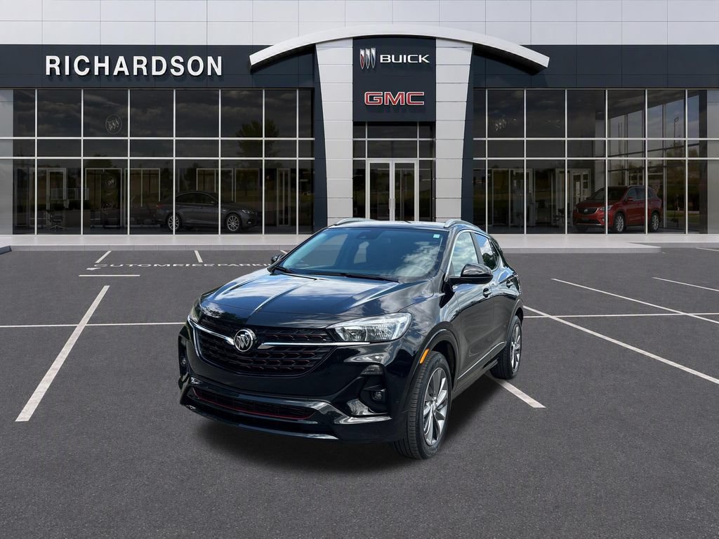 Used 2022 Buick Encore GX Preferred w/ Sport Touring Package FWD image 1