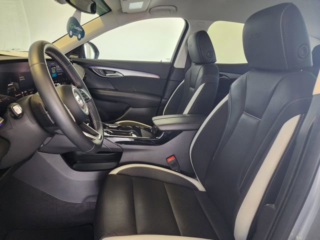 Certified 2025 Buick Envision Sport Touring AWD/4WD image 13
