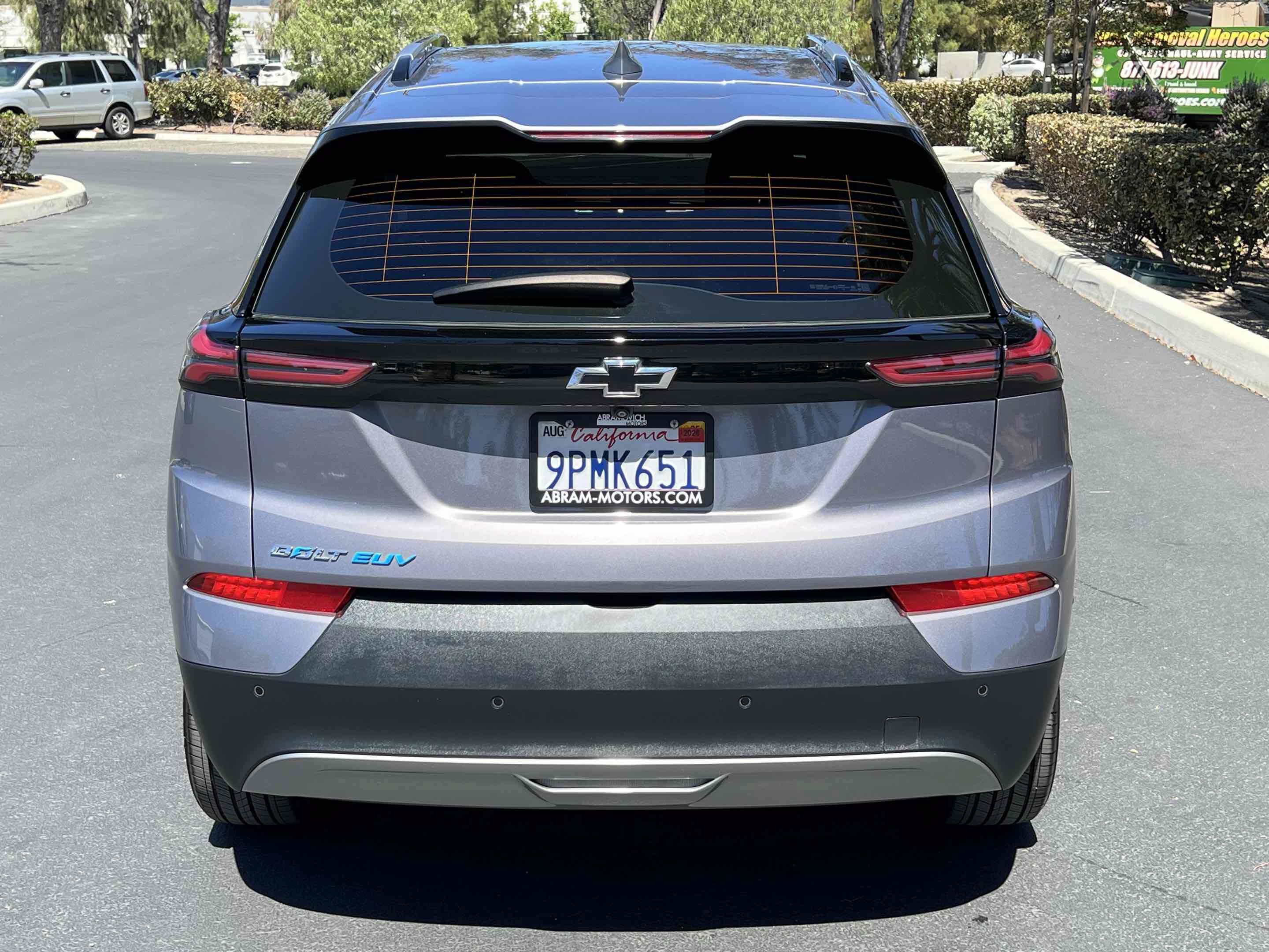 Used 2022 Chevrolet Bolt EUV LT w/ Convenience Package FWD image 19