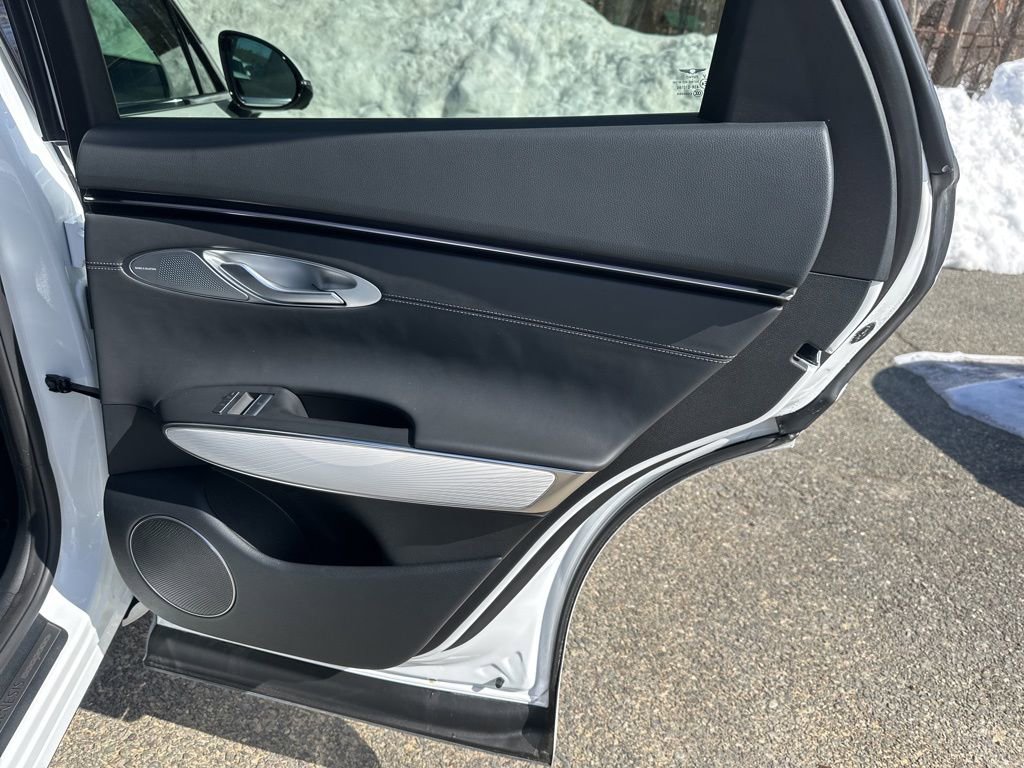 Used 2026 Genesis GV70 2.5T Advanced image 21