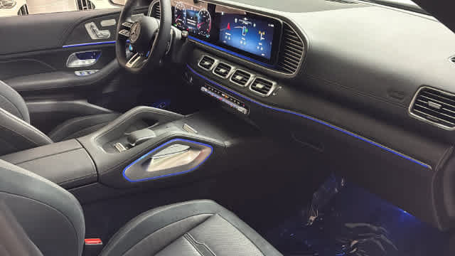 New 2026 Mercedes-Benz GLE 53 AMG 4MATIC Coupe image 35