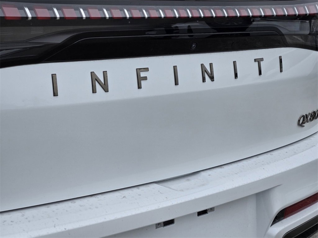 New 2026 INFINITI QX80 Autograph w/ Premium Cargo Package image 10