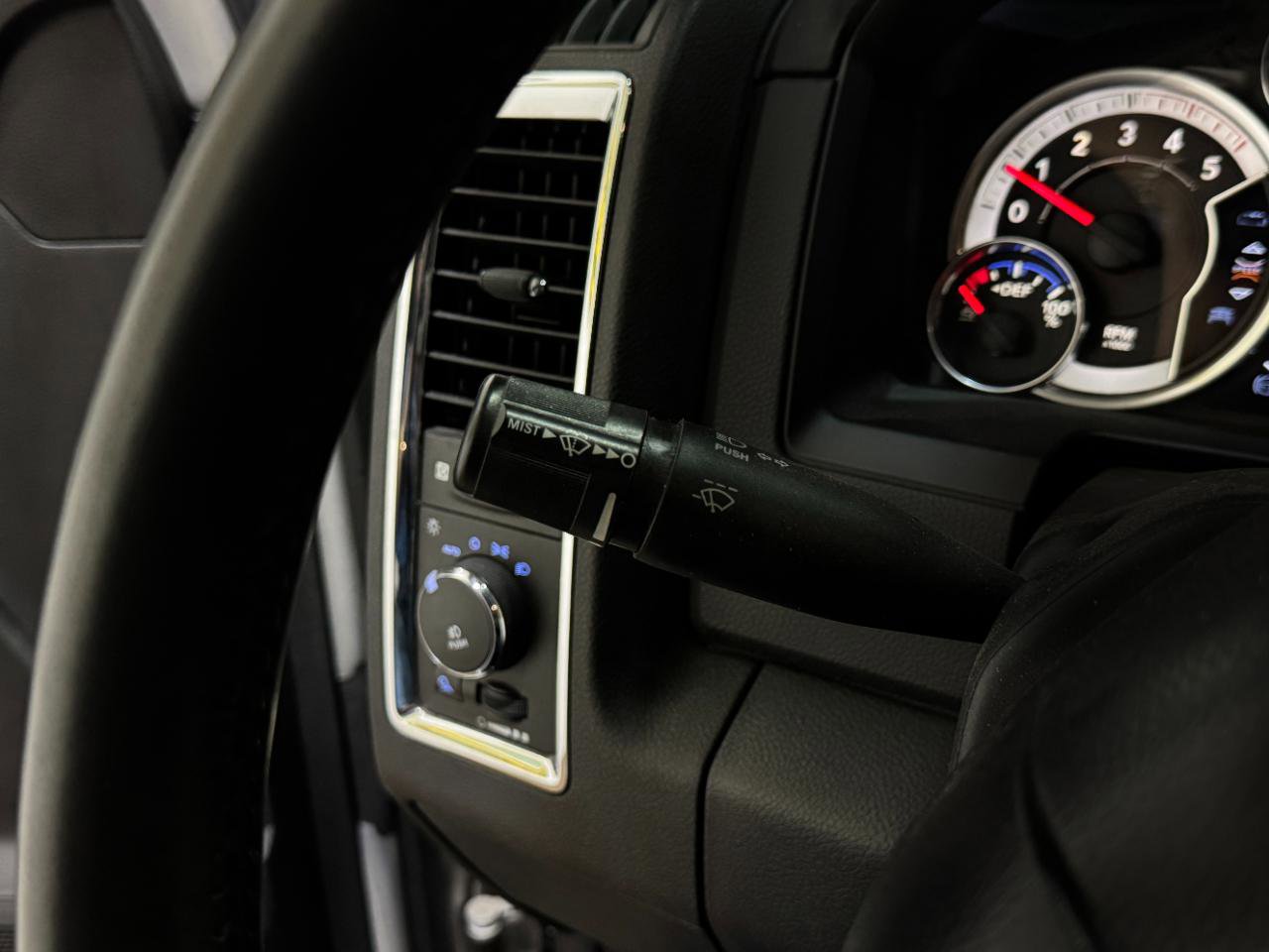 Used 2016 RAM 2500 Laramie w/ Protection Group AWD/4WD image 5