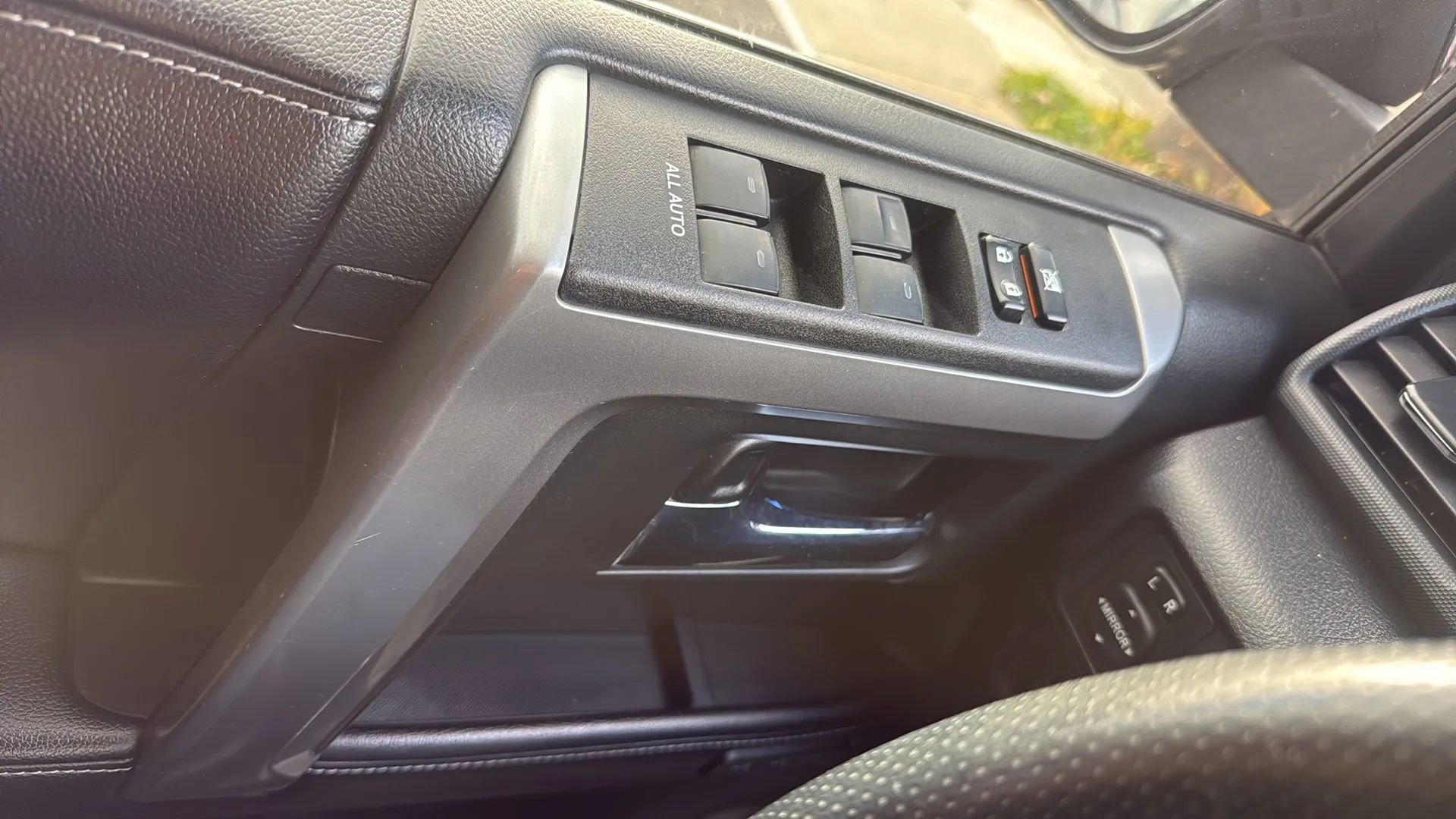 Used 2017 Toyota 4Runner Limited image 21